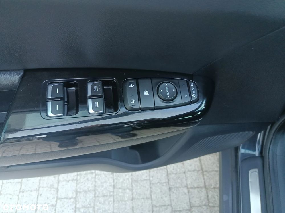 Kia Sportage 1.6 CRDI 2WD SPIRIT - 23