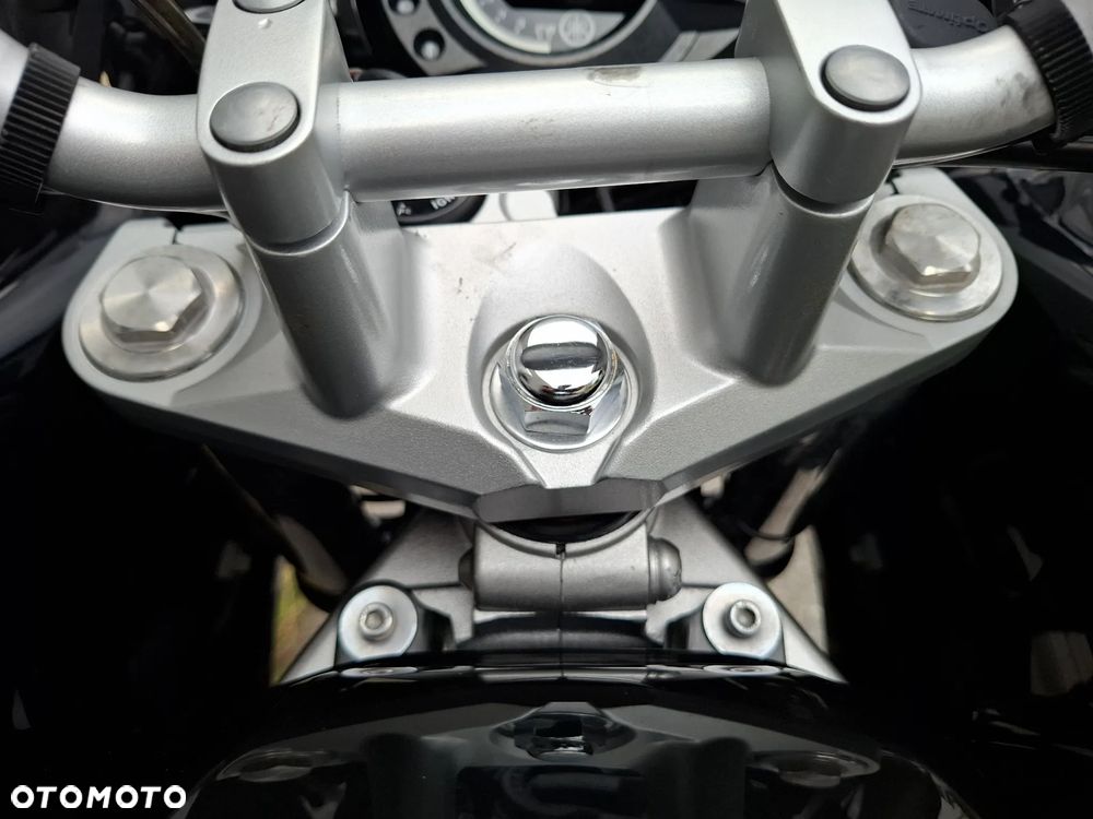 Yamaha FZ6 - 18