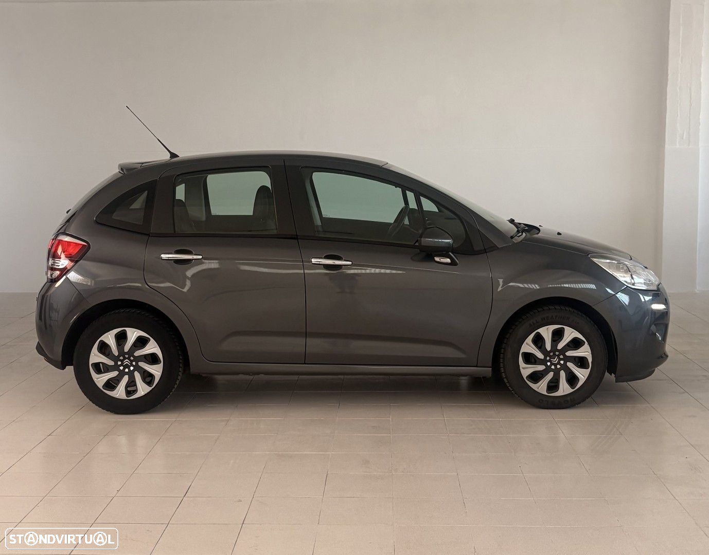 Citroën C3 1.0 PureTech Attraction - 2