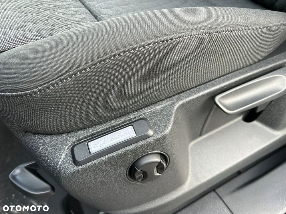 Volkswagen Caddy - 27
