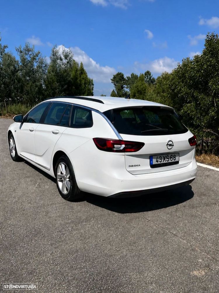 Opel Insignia Sports Tourer - 4