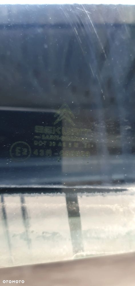 Szyba prawy tył tylna prawa Citroen C5 I Kombi AS2 02r - 4