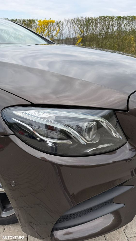 Mercedes-Benz E 220 d 4MATIC Aut. - 7