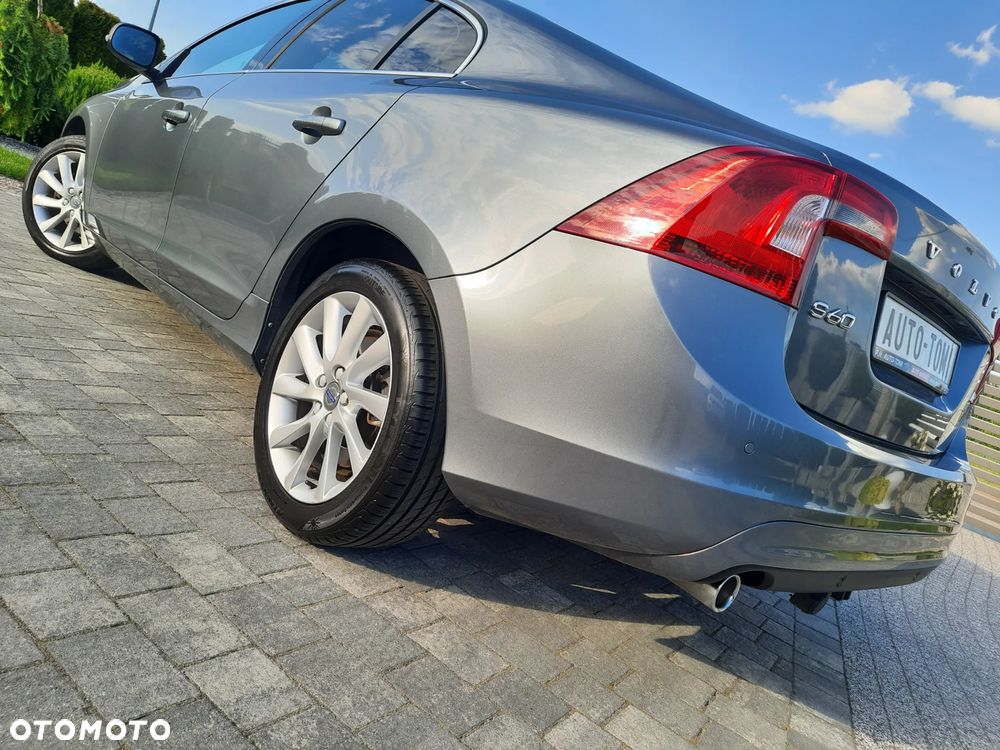 Volvo S60 D2 Summum - 25