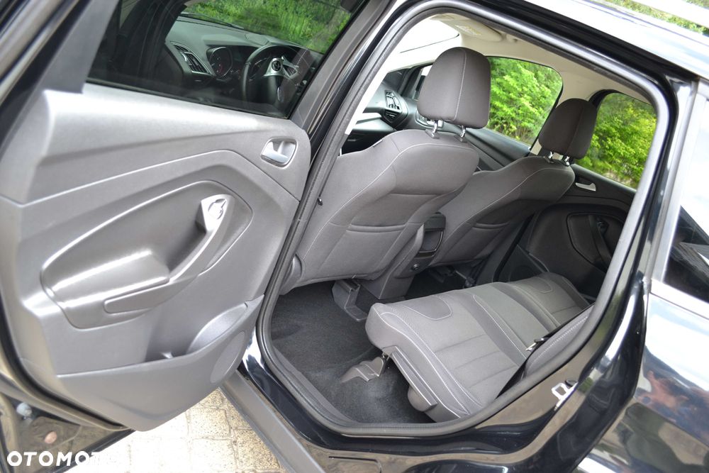 Ford Kuga - 6