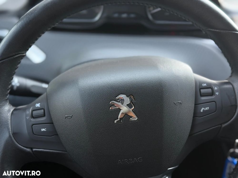 Peugeot 2008 PureTech 82 Active - 7