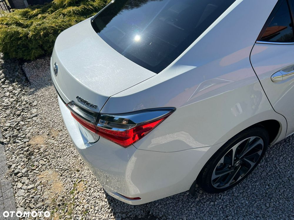 Toyota Corolla 1.6 Premium MS EU6 - 11