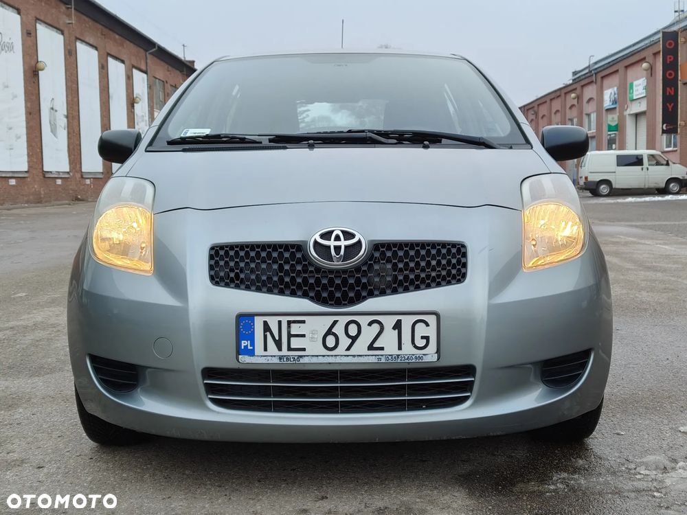 Toyota Yaris 1.3 Luna A/C - 17