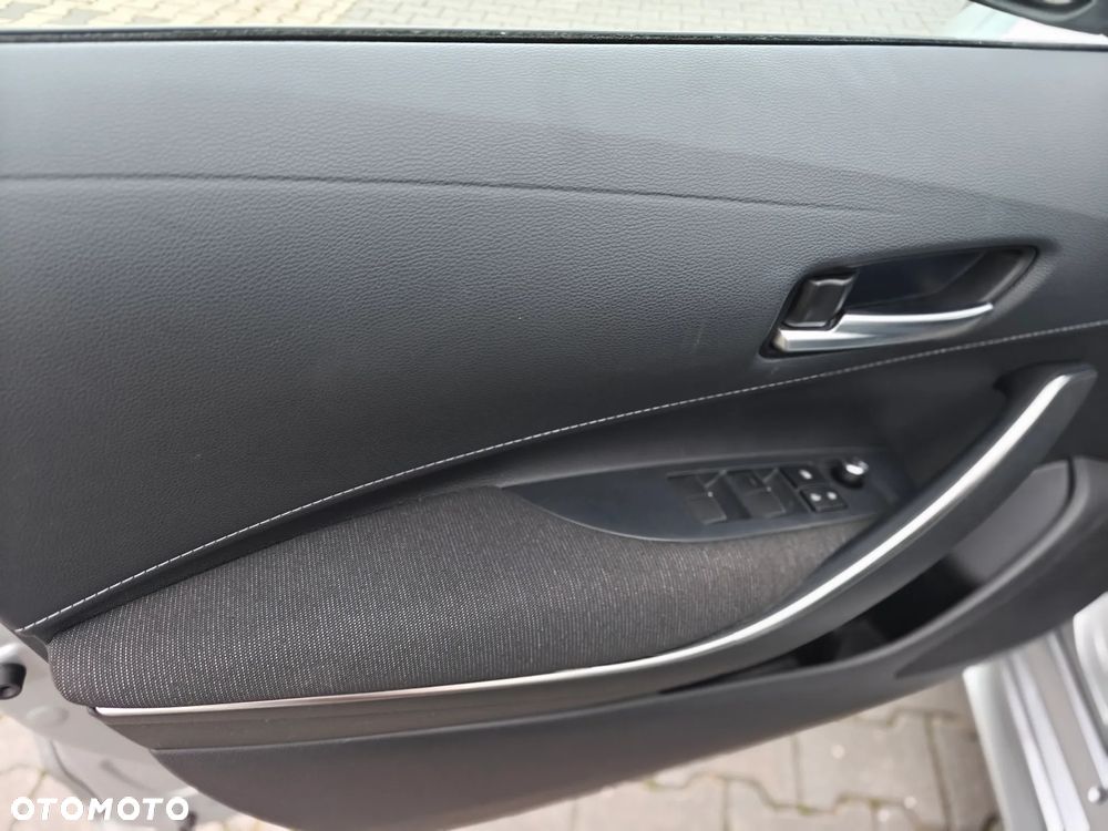 Toyota Corolla 1.8 Hybrid - 13