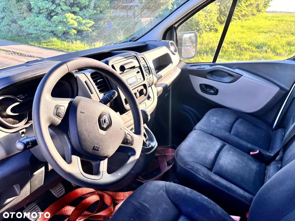 Renault TRAFIC - 11