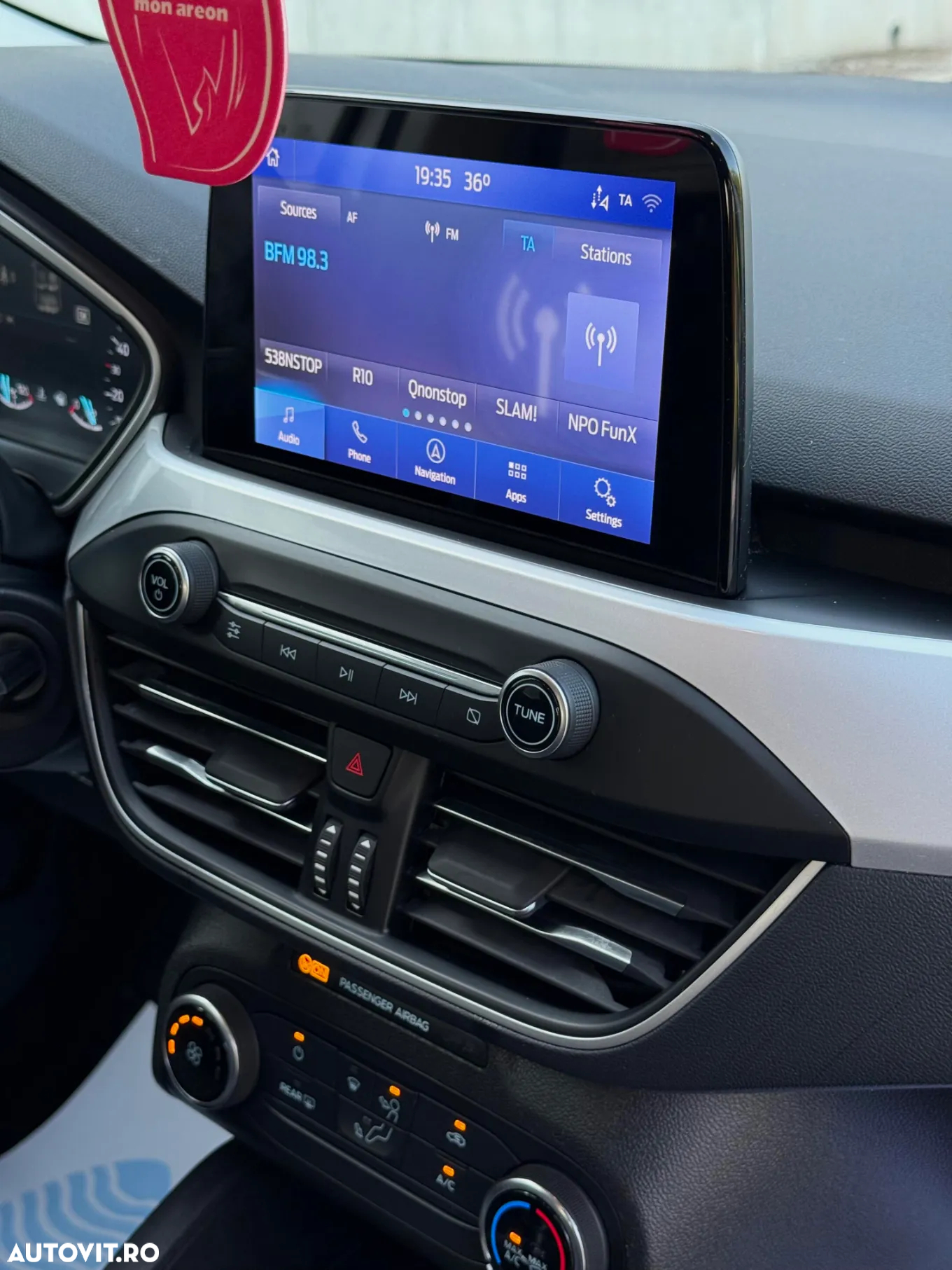 Ford Focus 1.0 EcoBoost Trend Edition - 12