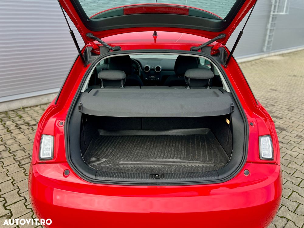 Audi A1 1.2 TFSI Sportback Attraction - 12