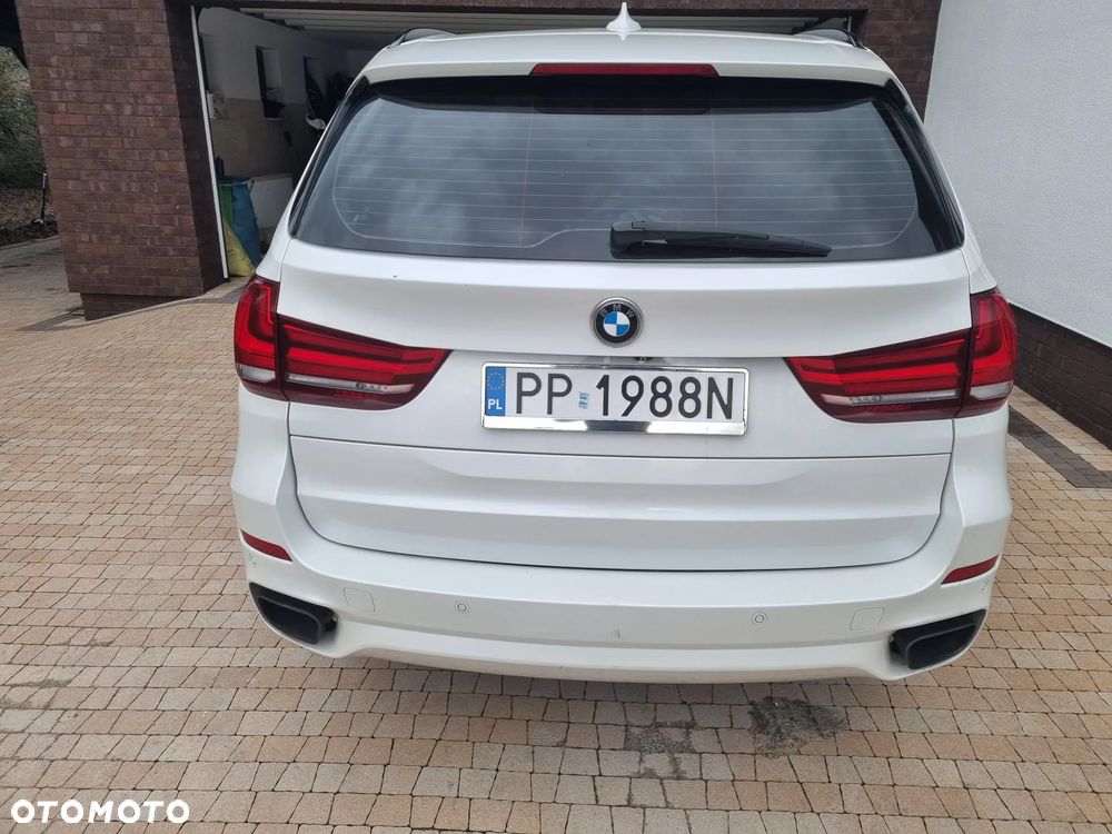 BMW X5 M M50d Sport-Aut - 3