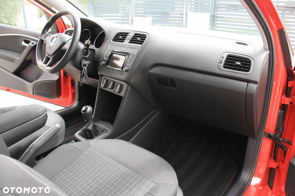 Volkswagen Polo 1.0 Comfortline - 31