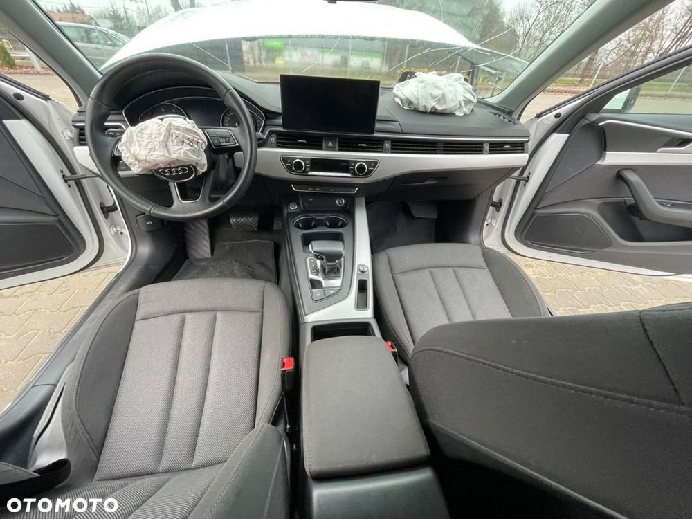 Audi A4 Limousine - 15