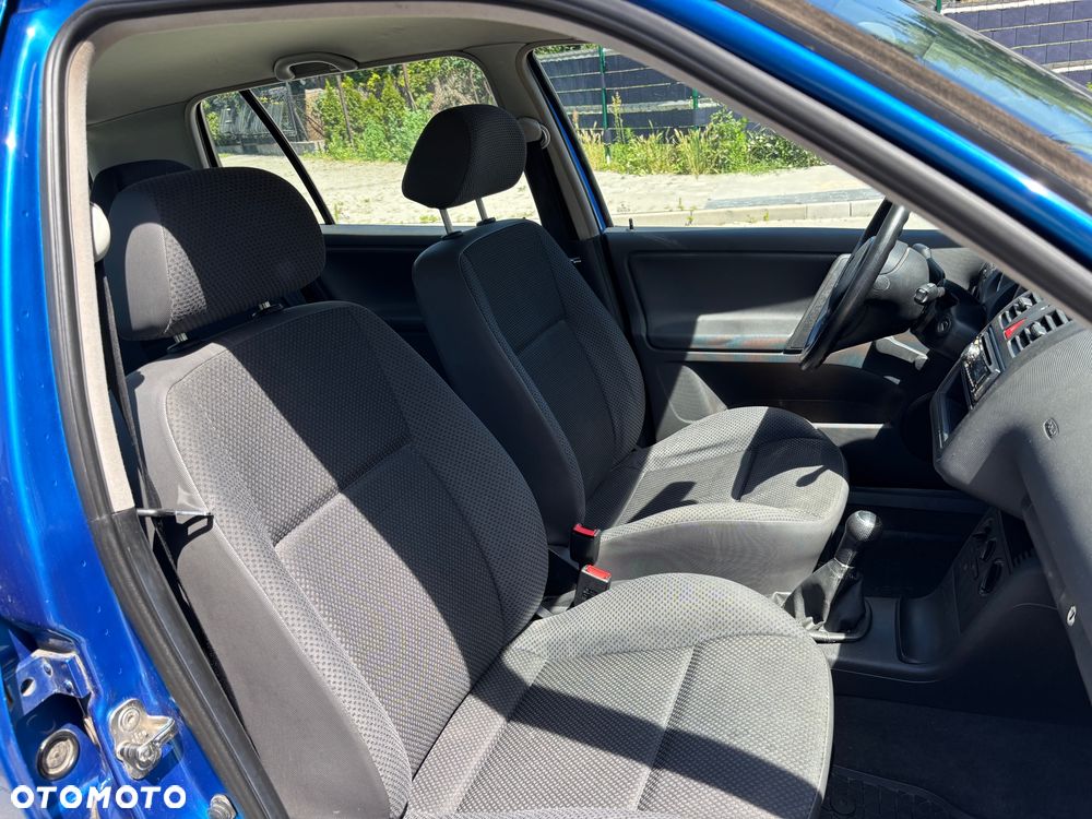 Volkswagen Polo 1.4 Basis - 25