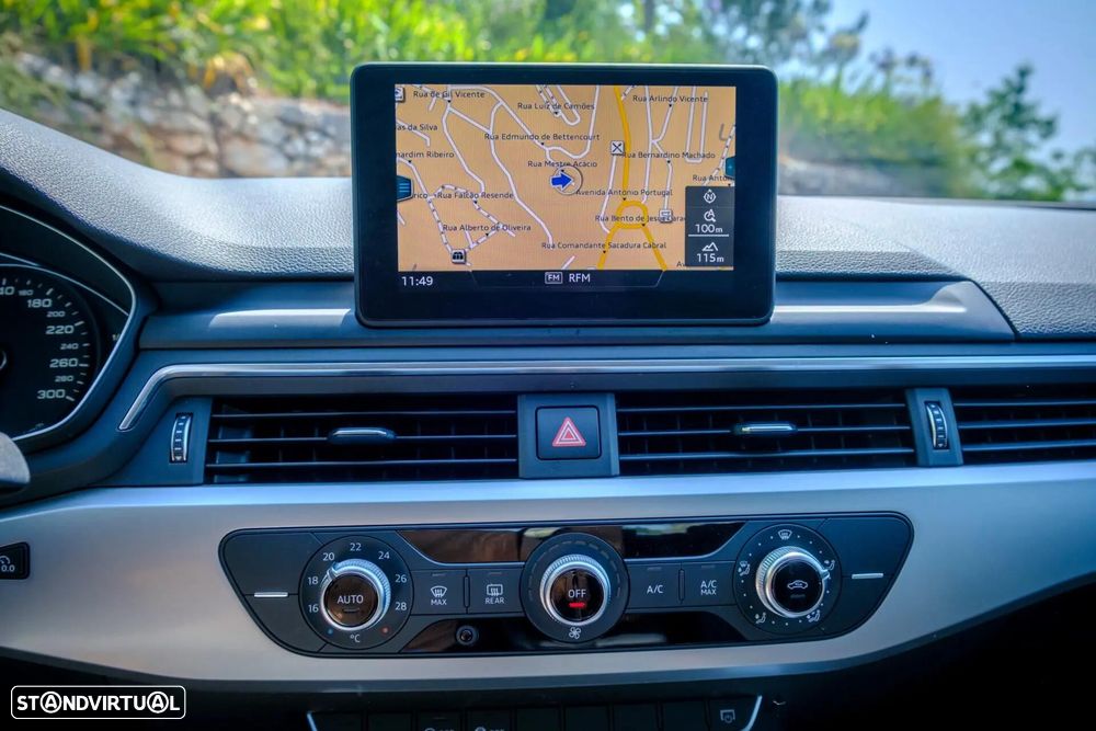 Audi A4 35 TDI Design S tronic - 8