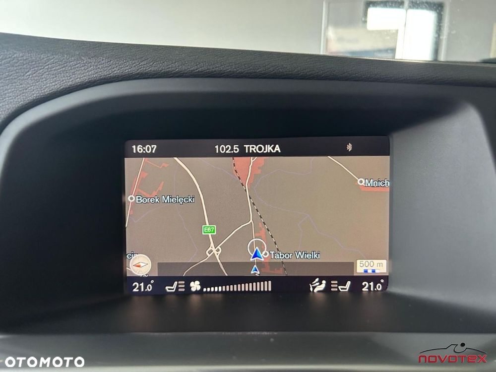 Volvo V60 Cross Country - 17