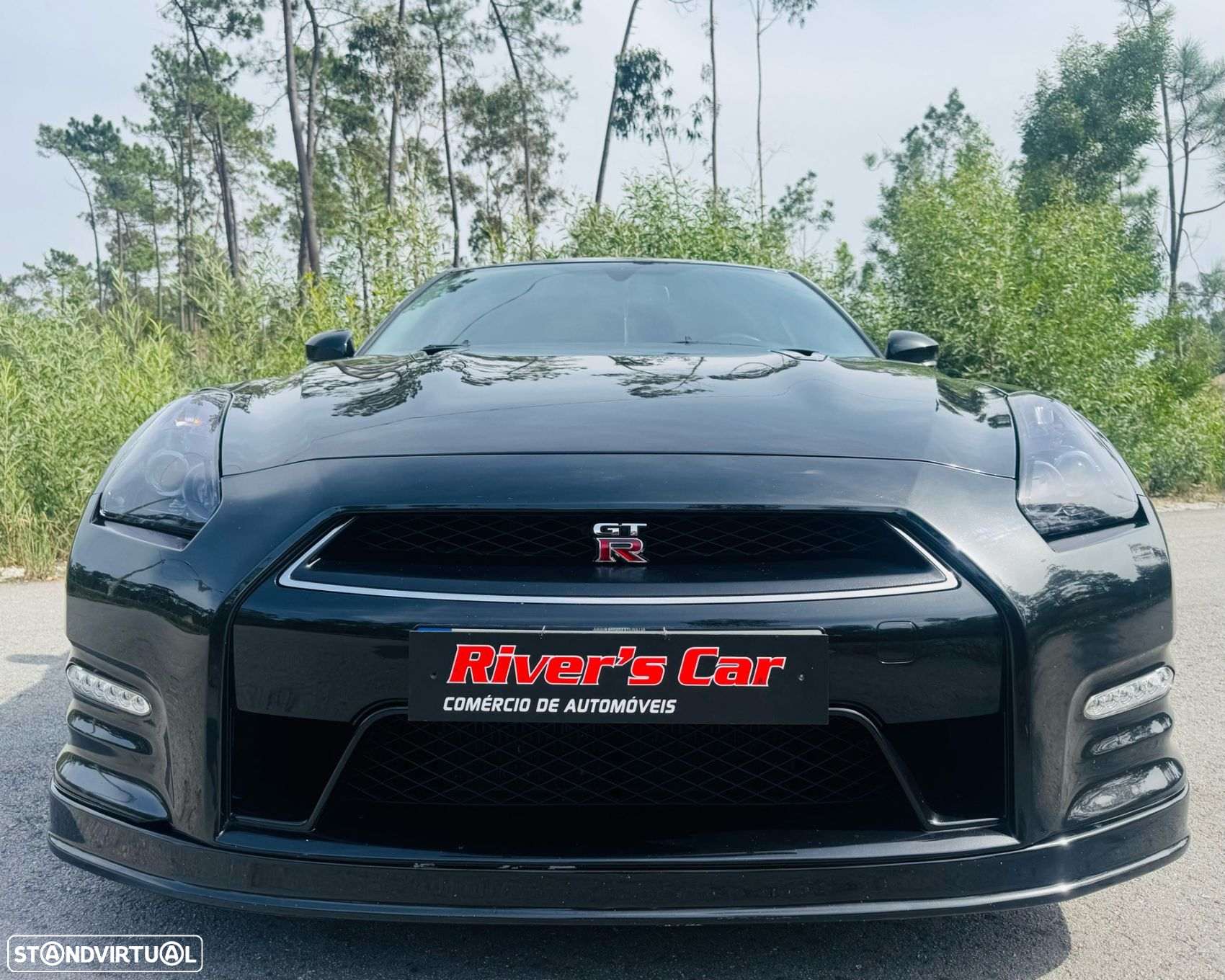Nissan GT-R 3.8 V6 Black Edition - 7