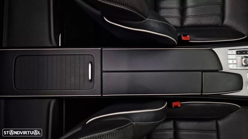 Mercedes-Benz SL 400 9G-TRONIC designo edition — fotografia 42