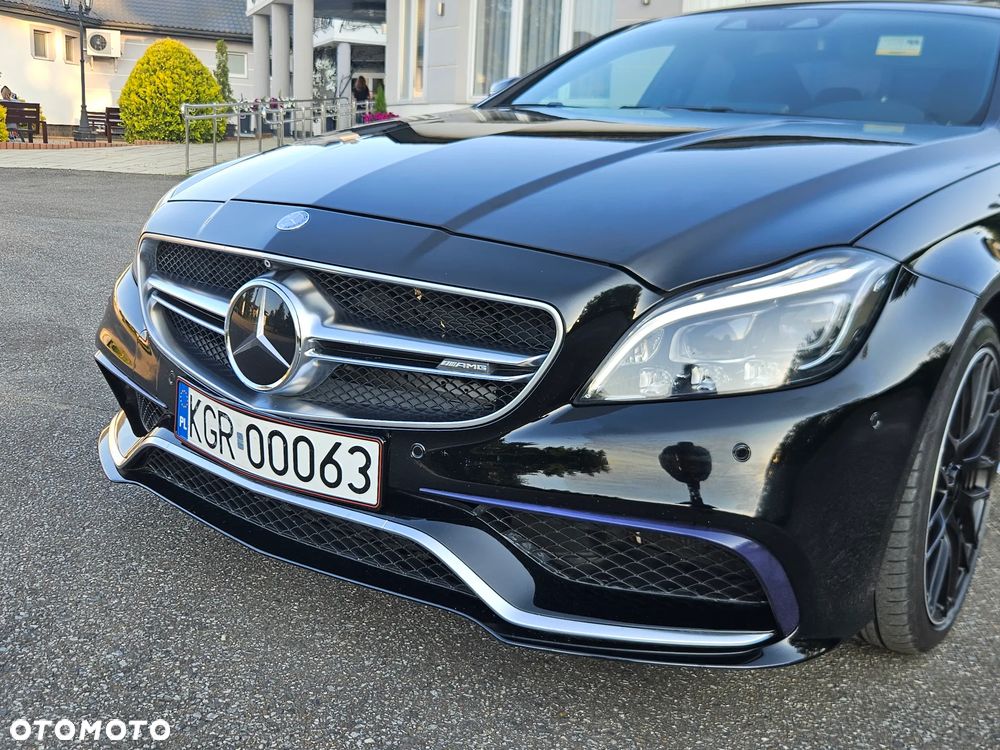 Mercedes-Benz CLS - 30