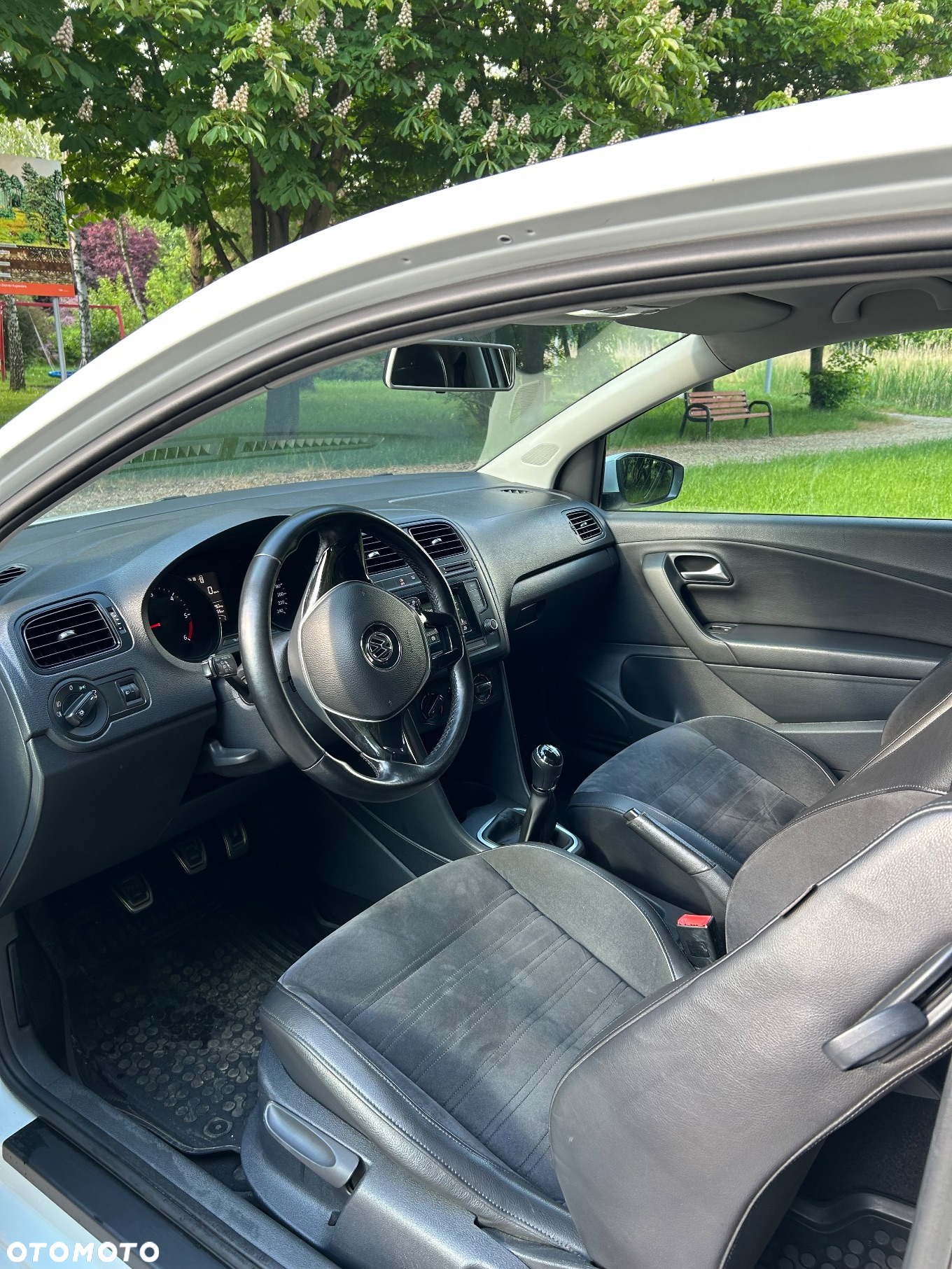 Volkswagen Polo 1.4 TDI BlueMotion - 5