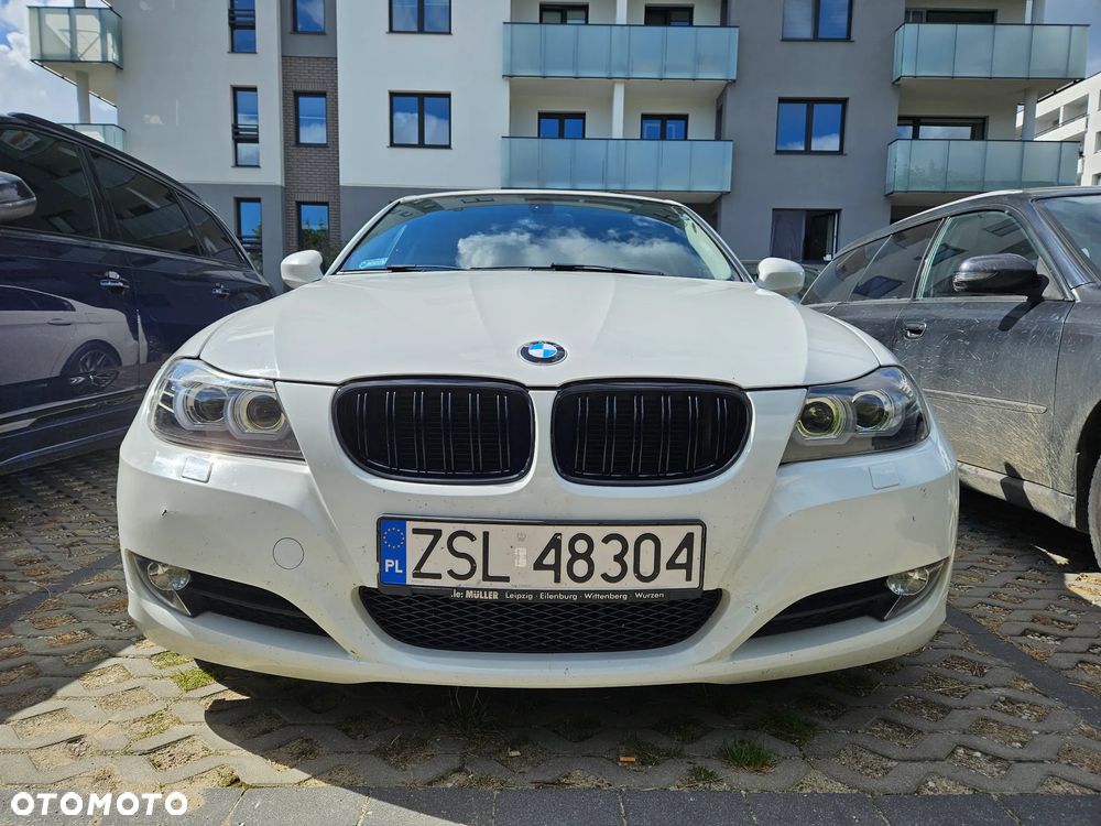 BMW Seria 3 320i - 9