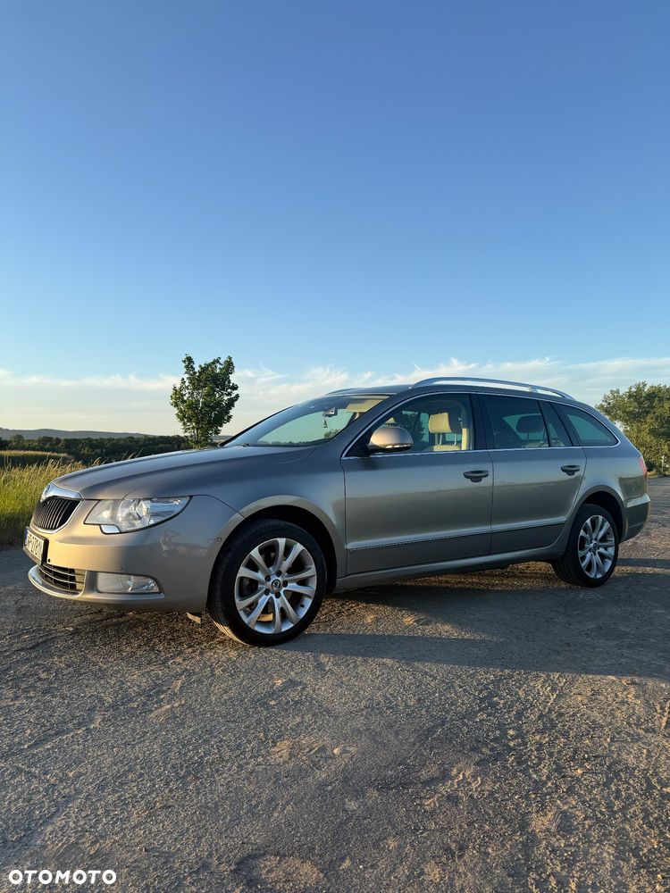 Skoda Superb 2.0 TDI Active - 1