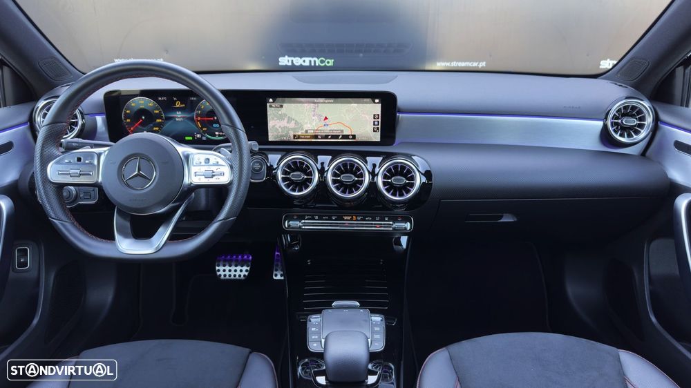 Mercedes-Benz A 250 Limousine e 8G-DCT AMG Line - 13