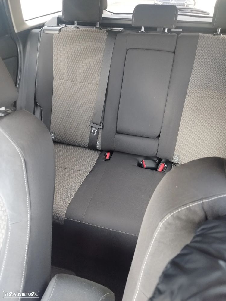 Toyota Auris Touring Sports 1.4 D-4D Active - 3