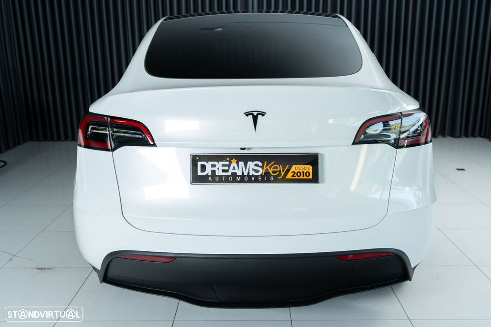 Tesla Model Y Standard - 3