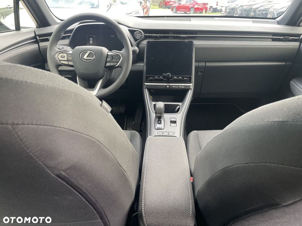 Lexus LBX 1.5 Hybrid - 10