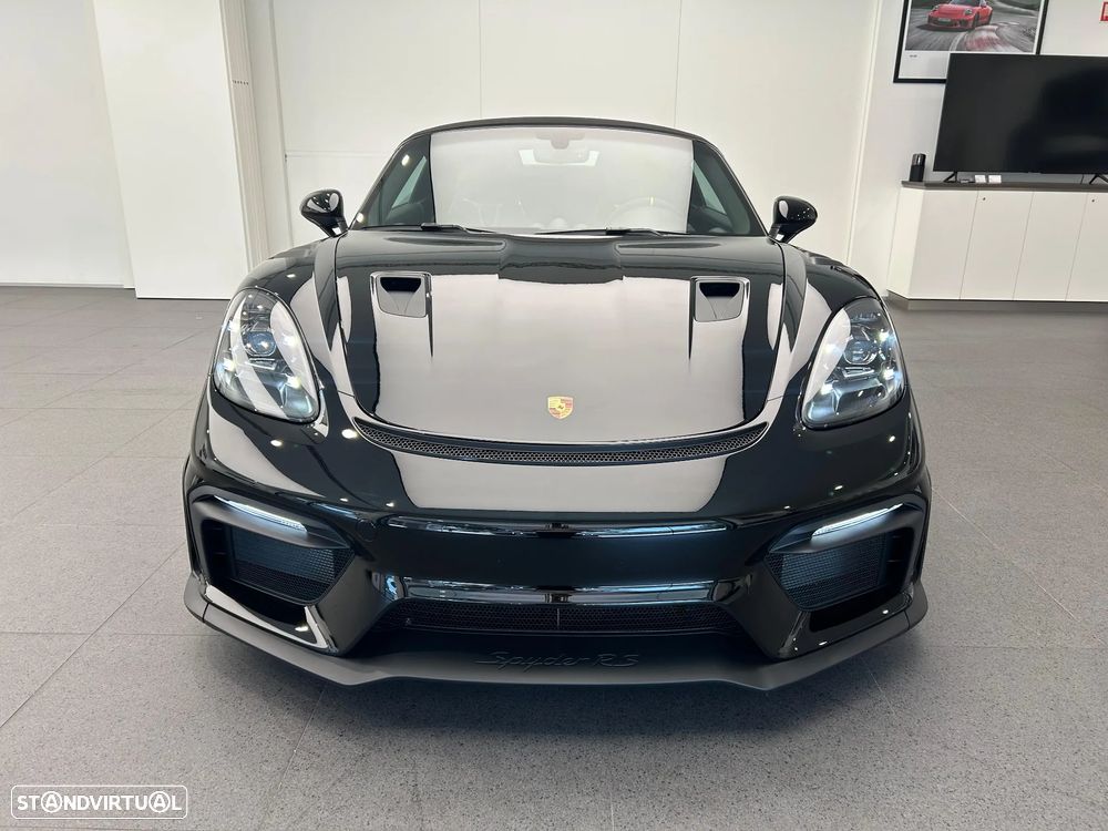 Porsche 718 - 12