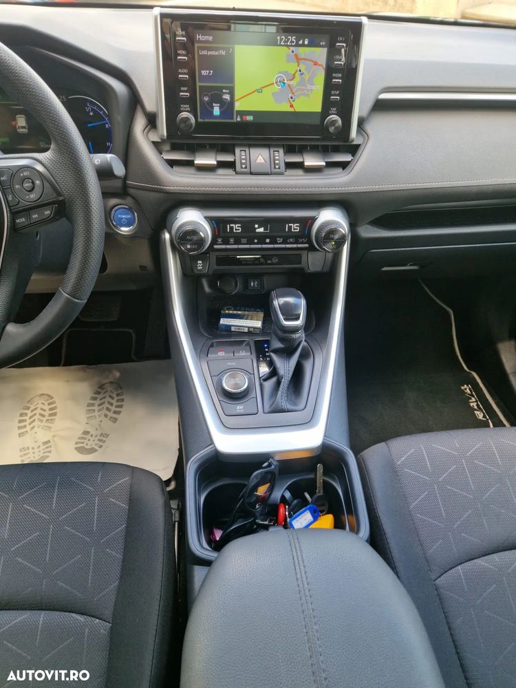 Toyota RAV4 - 15