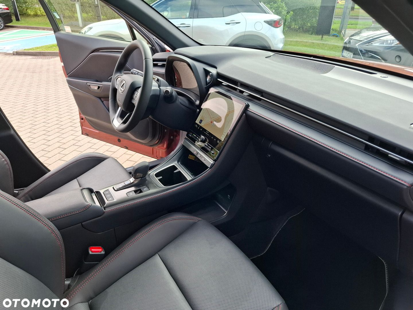 Lexus LBX 1.5 Hybrid Emotion - 19
