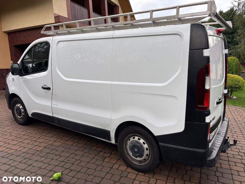 Opel Vivaro - 2