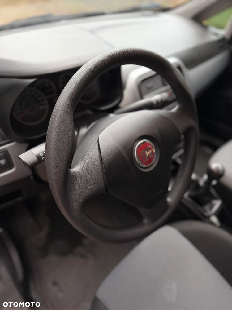 Fiat Punto - 10