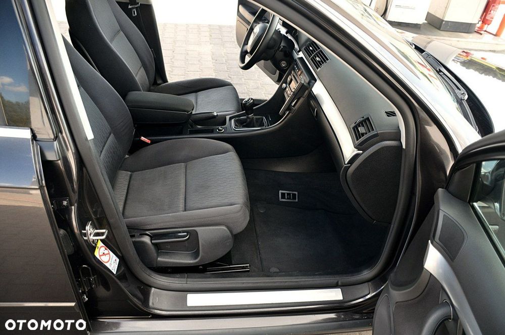 Audi A4 Avant - 16