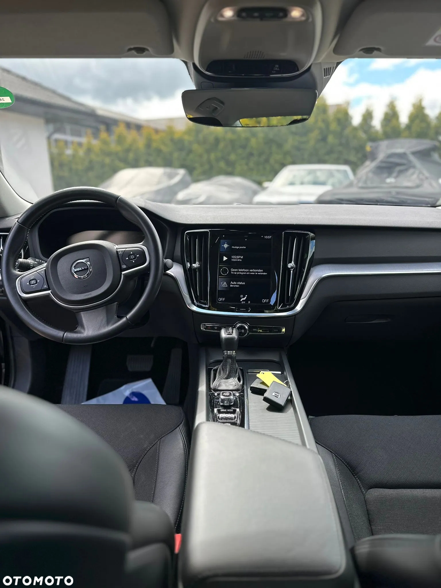 Volvo S60 T4 Drive-E Dynamic Edition (Momentum) - 8