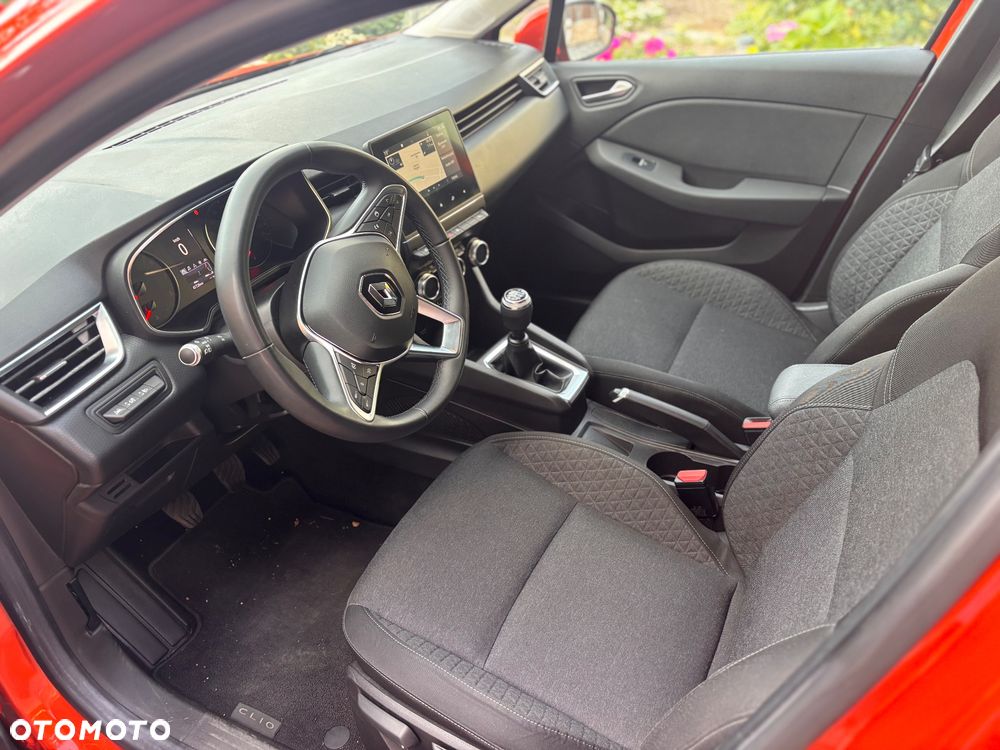 Renault Clio TCe 100 EXPERIENCE - 11