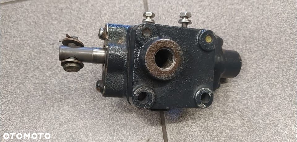 ISEKI SG15 Mechanizm zawór Opuszczenia Kosiska - 2