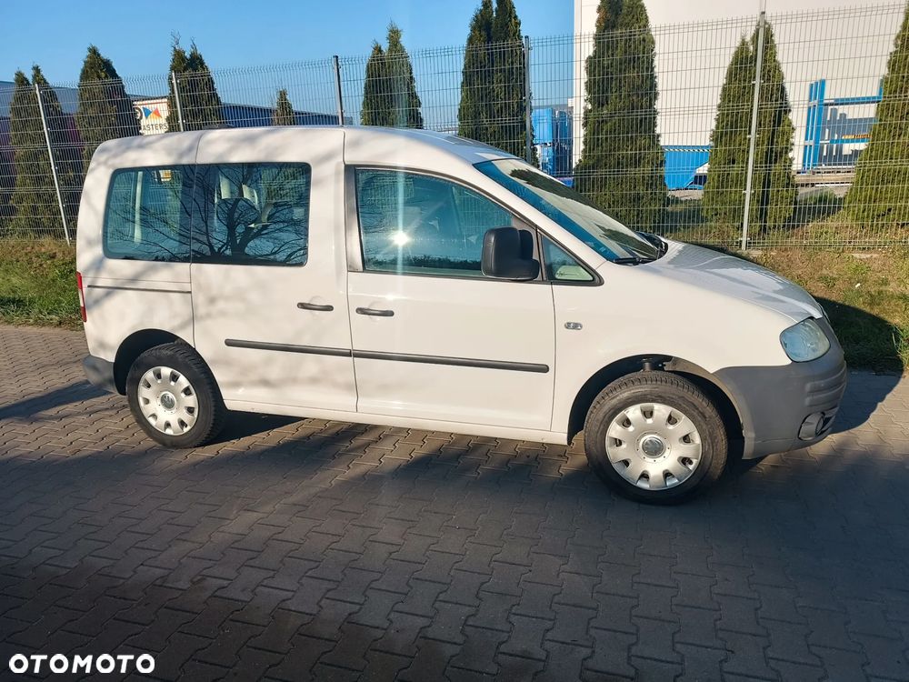 Volkswagen Caddy - 7