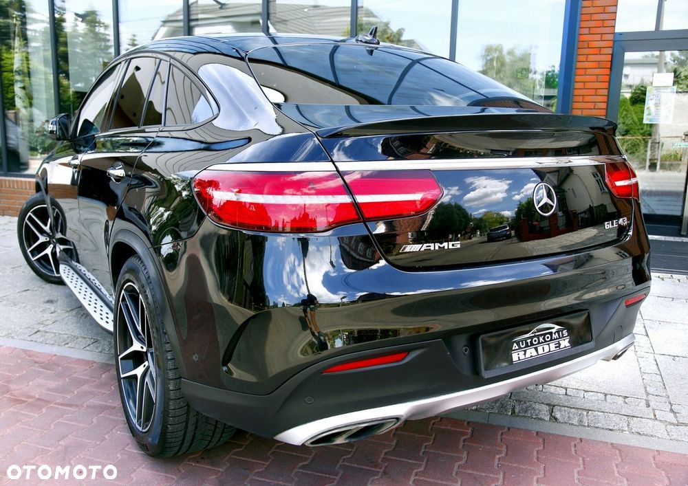 Mercedes-Benz GLE AMG 43 4Matic 9G-TRONIC AMG Line - 32