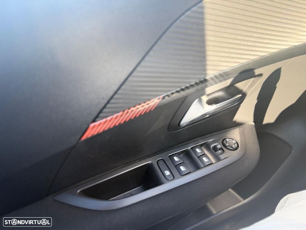 Peugeot 208 1.2 PureTech Active Pack - 25