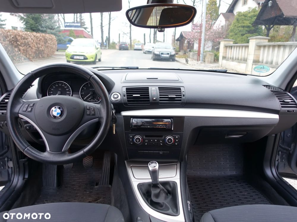 BMW Seria 1 116i Edition Sport - 12