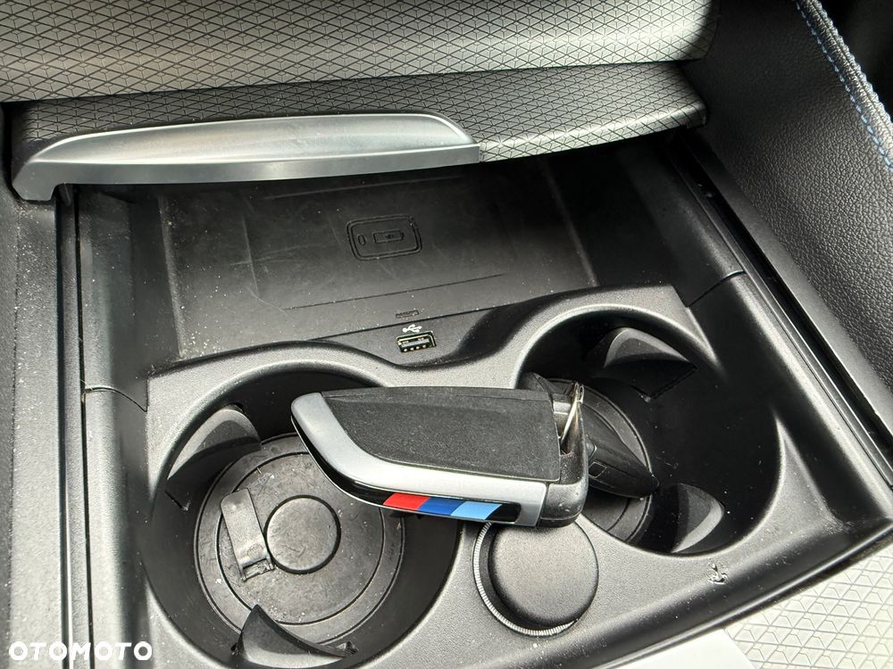 BMW Seria 5 520d M Sport Edition - 34