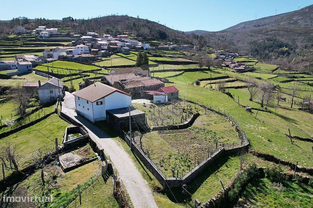 Moradia T4 para venda - Grande imagem: 3/26