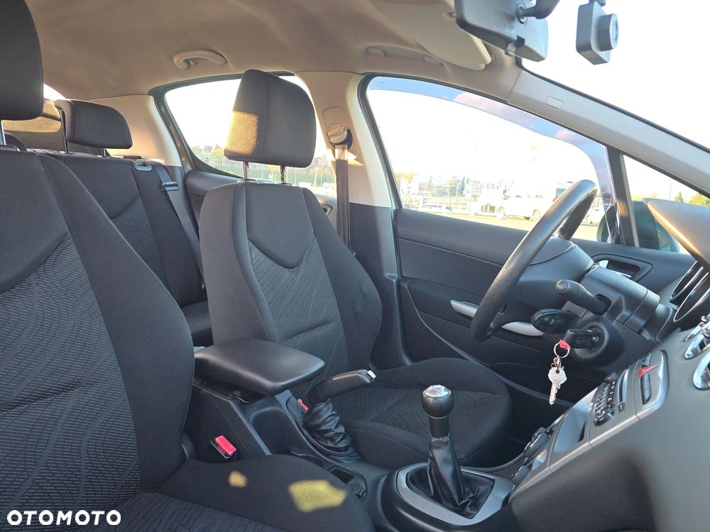 Peugeot 308 1.6 HDi Trendy - 12