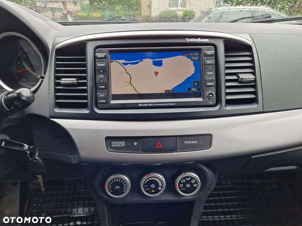 Mitsubishi Lancer 1.5 Invite - 16