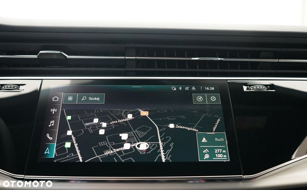 Audi Q8 - 34